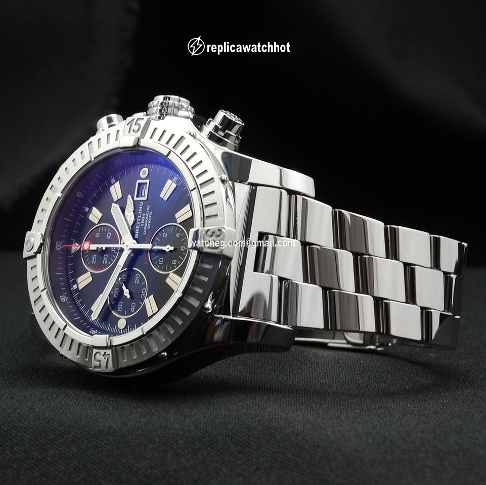 Breitling Super Avenger Mens watch Unisex Automatic Steel A1337011 B907 135A 2