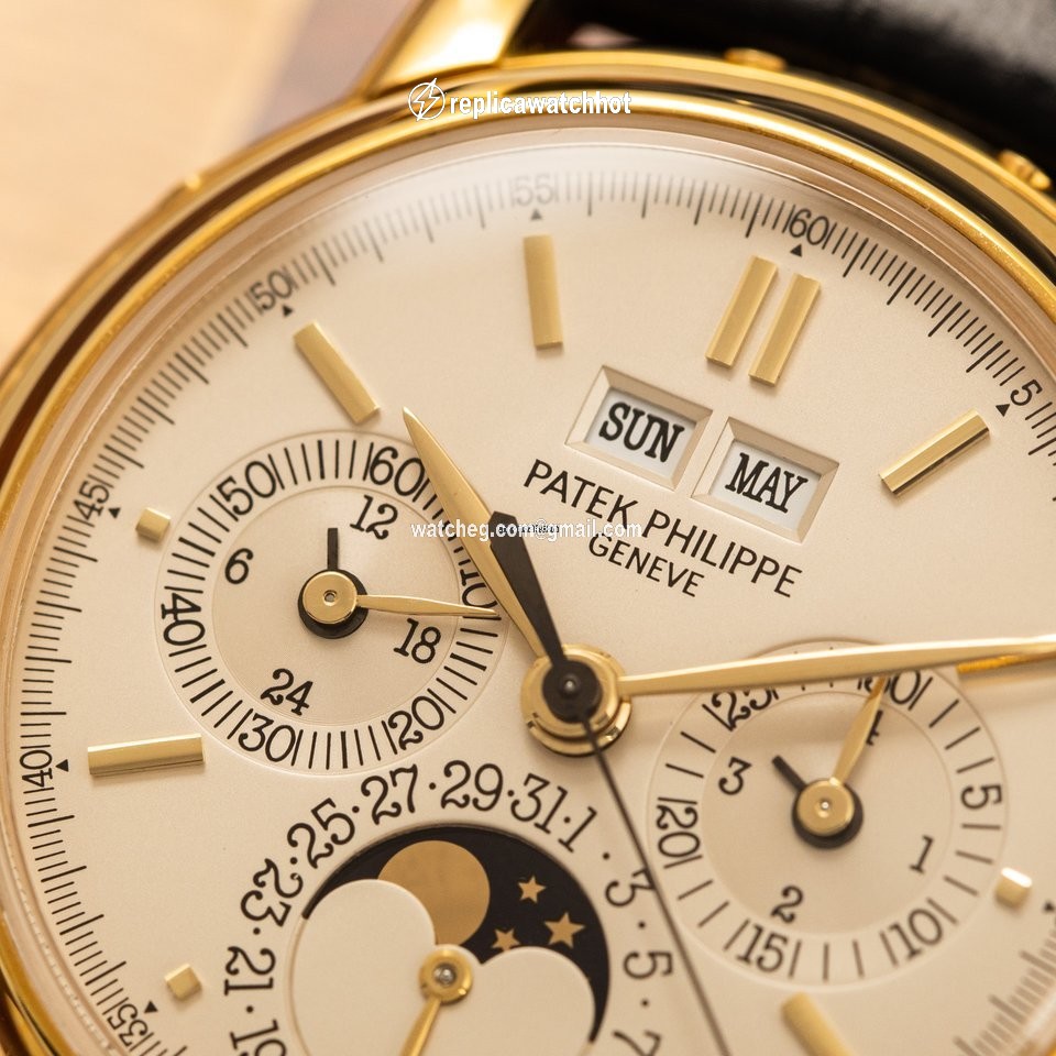 Patek Philippe Perpetual Calendar Chronograph Mens watch Unisex Manual winding Yellow gold 3971 2