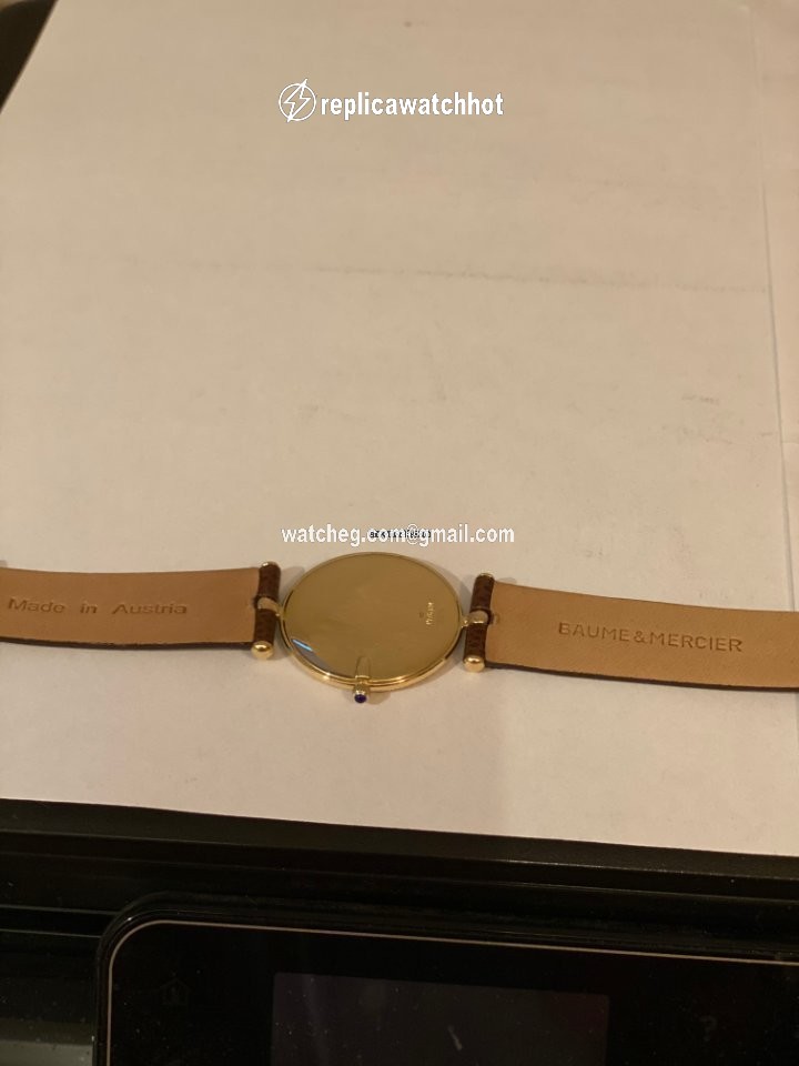 Baume & Mercier Mens watch Unisex Quartz Yellow gold 9626 and 3976384 2