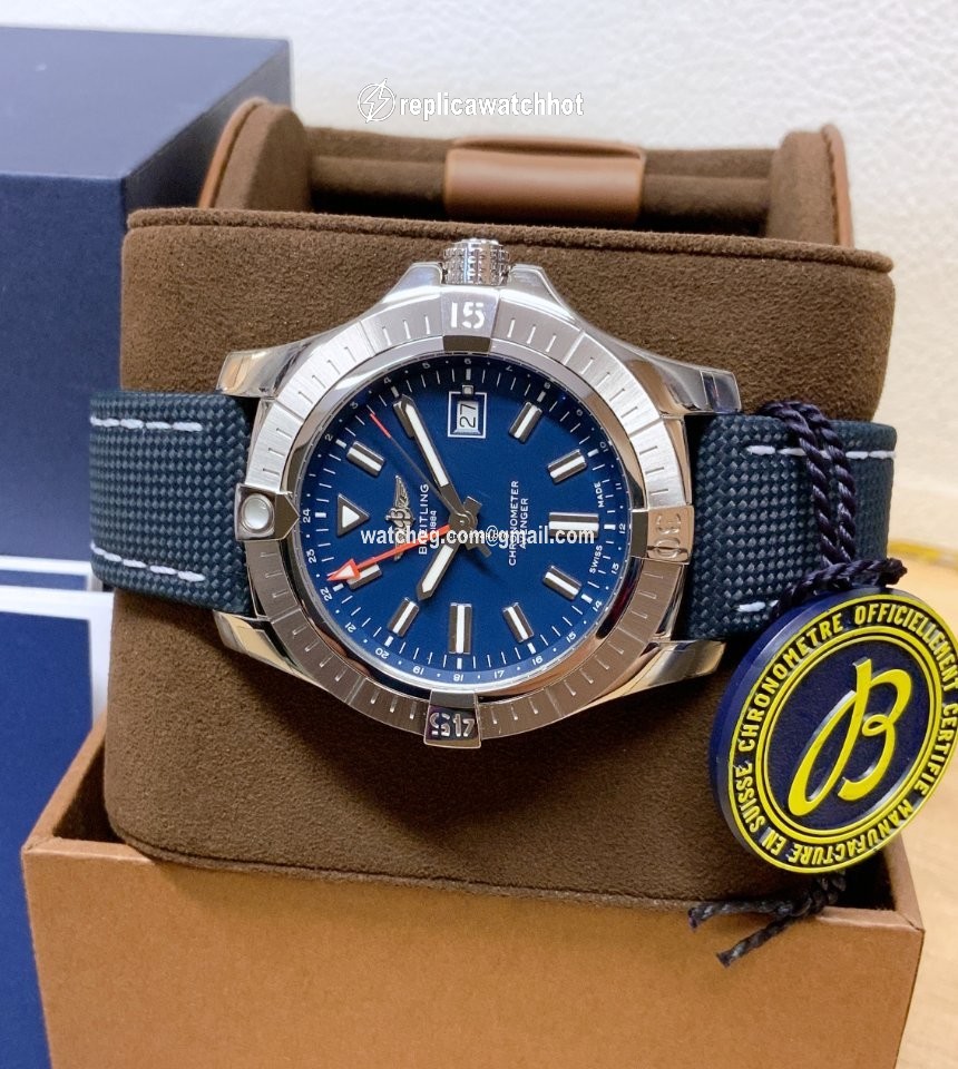 Breitling Avenger Mens watch Unisex Automatic Steel A32395101C1X1 2