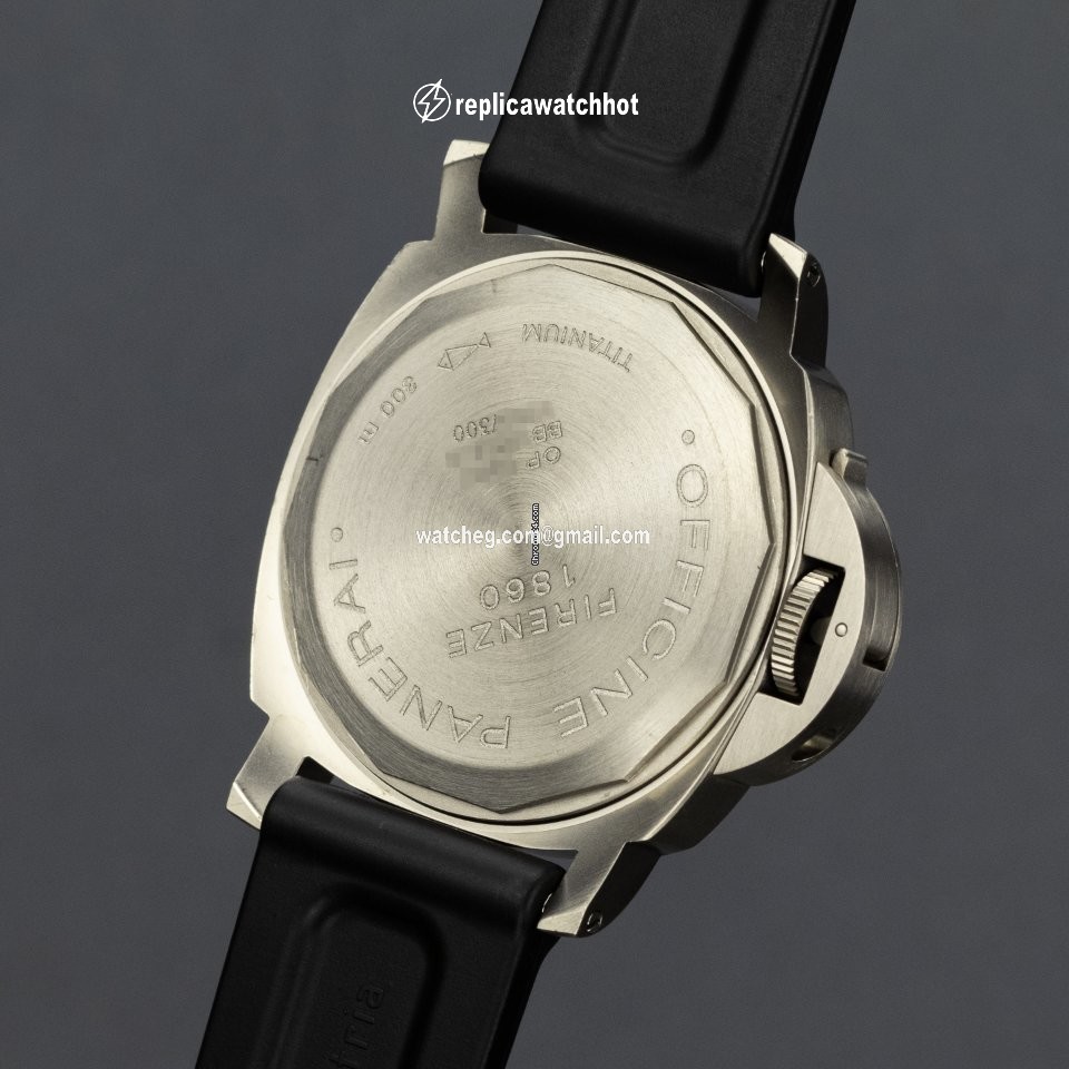 Panerai Luminor Marina Mens watch Unisex Automatic Titanium PAM 00056 2