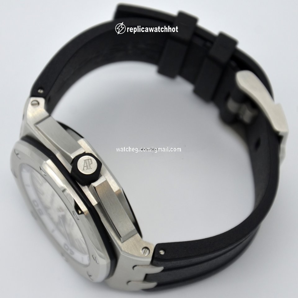 Audemars Piguet Royal Oak Offshore Diver Mens watch Unisex Automatic Steel 15710ST.OO.A002CA.02 2