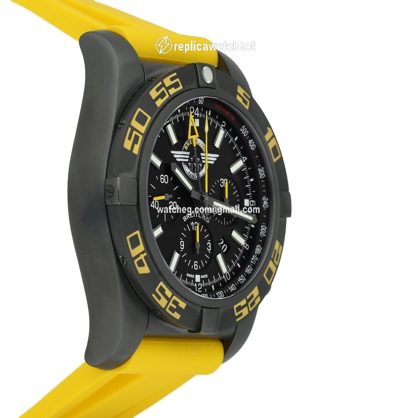 Breitling Chronomat GMT Mens watch Unisex Automatic Steel MB04108P BD76 2