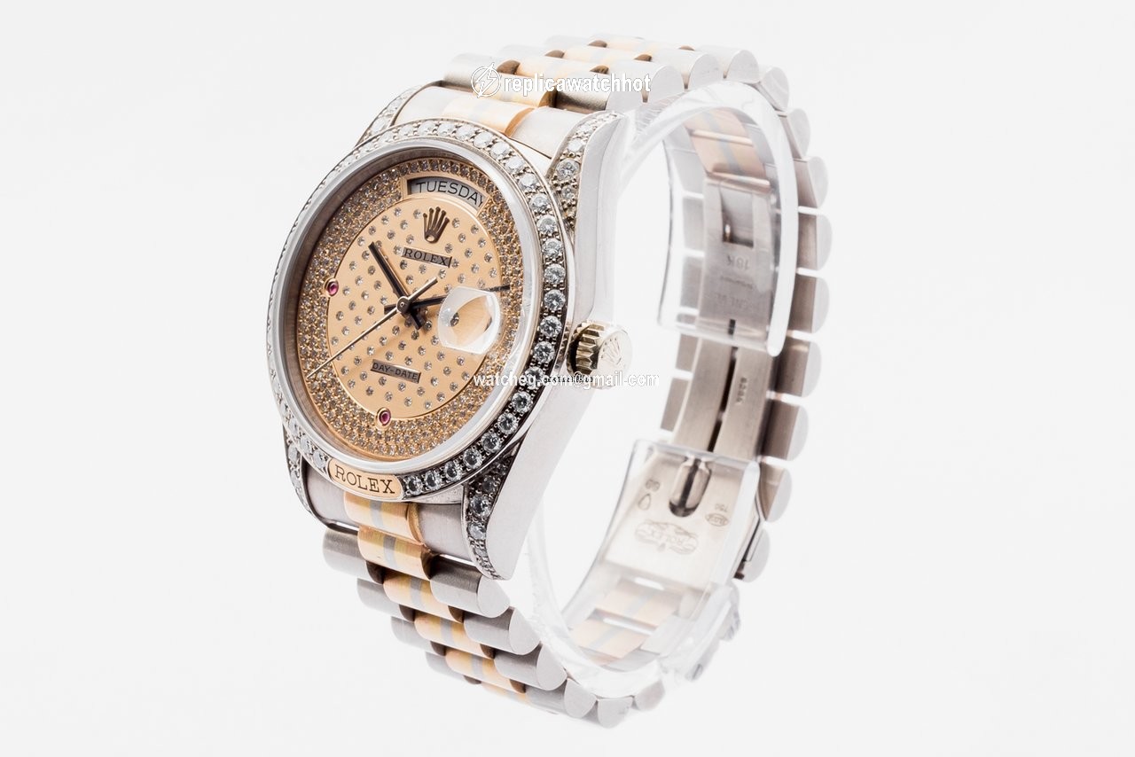 Rolex Day-Date 36 Mens watch Unisex White gold Automatic 118139 2