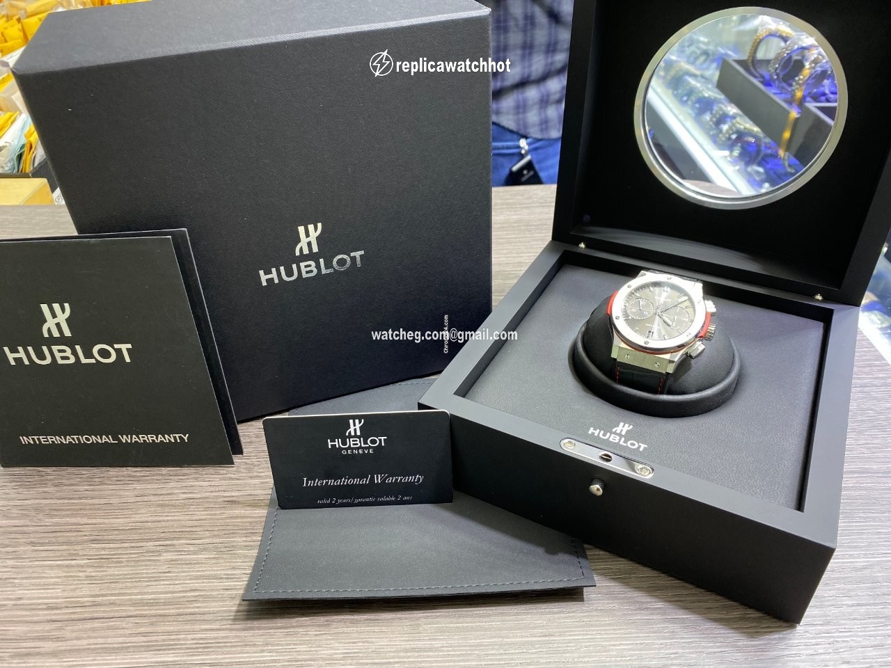 Hublot Classic Fusion Aerofusion Mens watch Unisex Automatic Titanium 528.NX.0170.NX 2