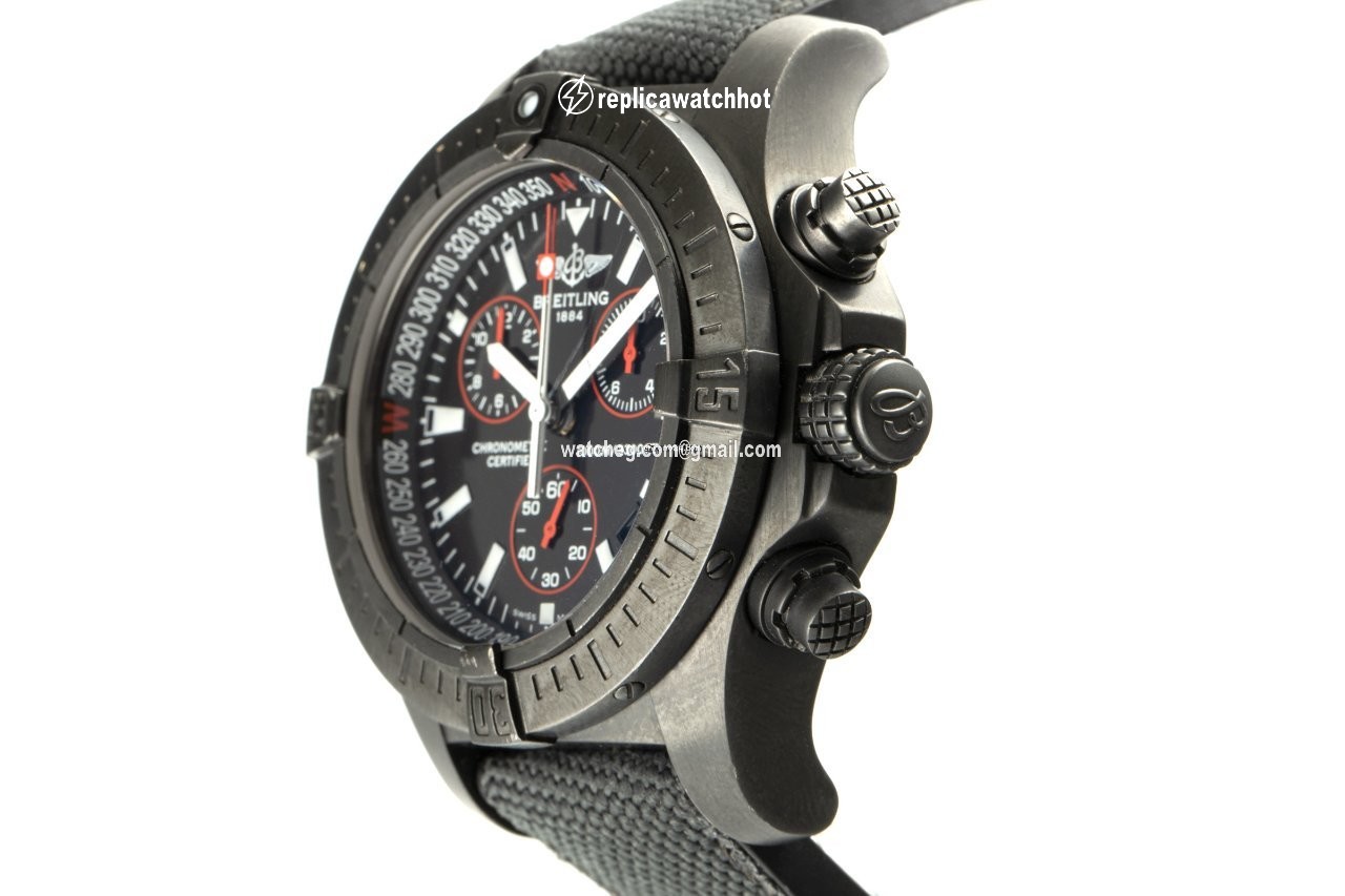 Breitling Avenger Seawolf Mens watch Unisex Quartz Steel M73390 2
