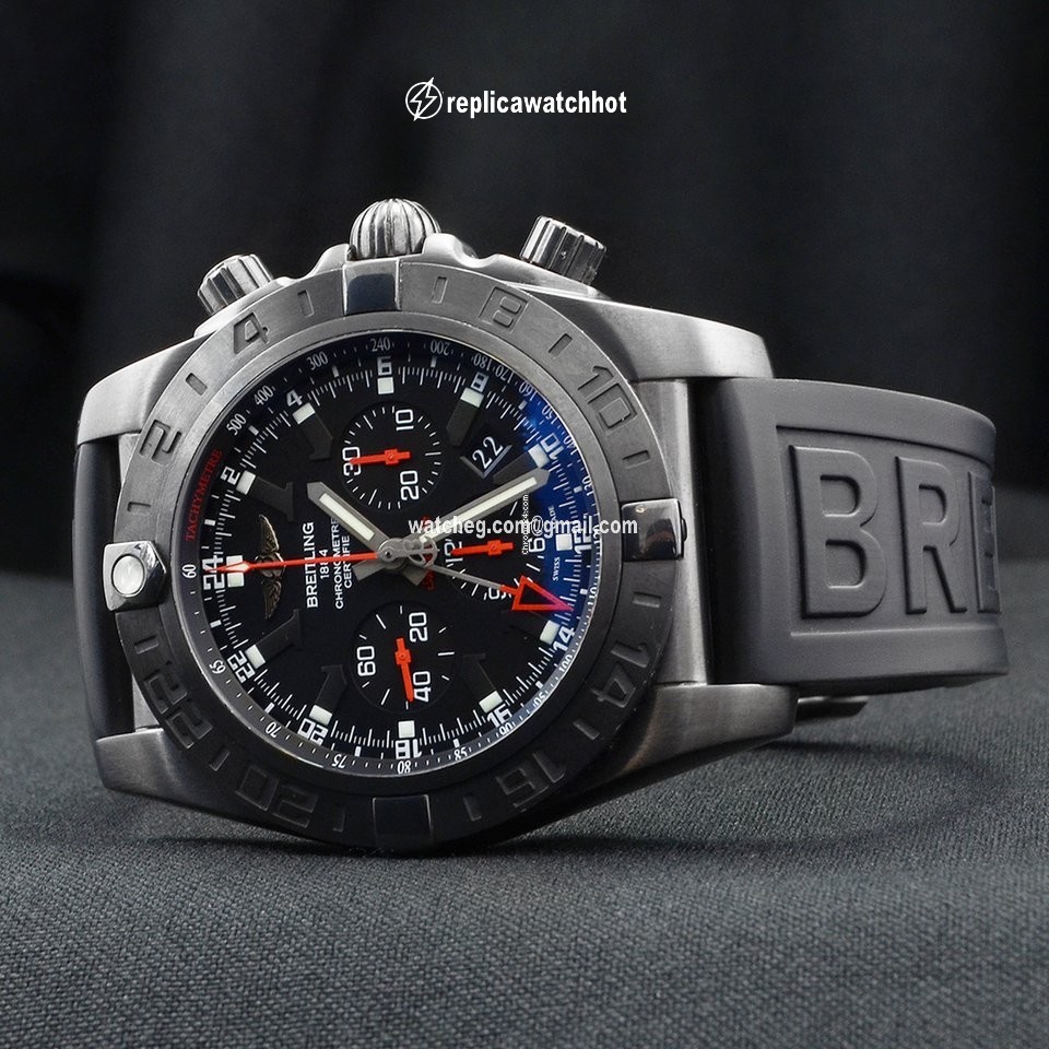 Breitling Chronomat GMT Mens watch Unisex Automatic Steel MB041310 2