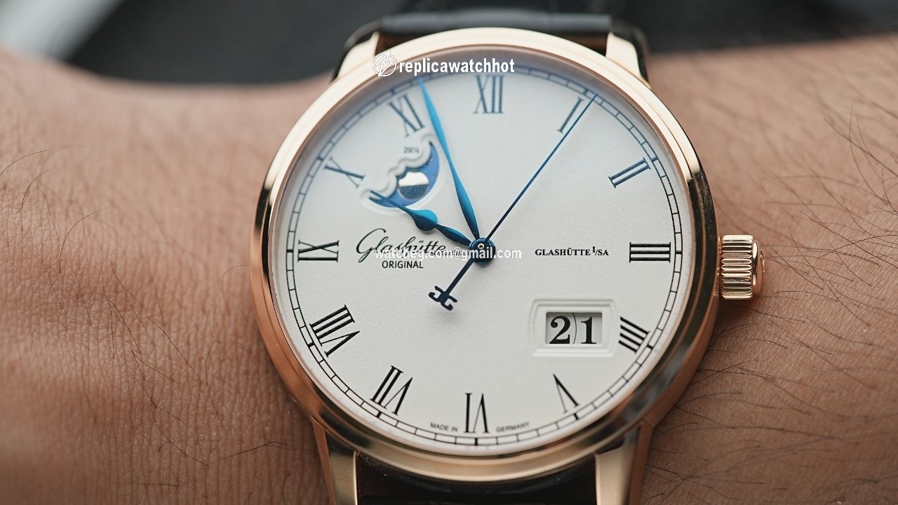Glashtte Original Senator Panorama Date Moon Phase Mens watch Unisex Automatic Rose gold 100-04-32-15-04 2