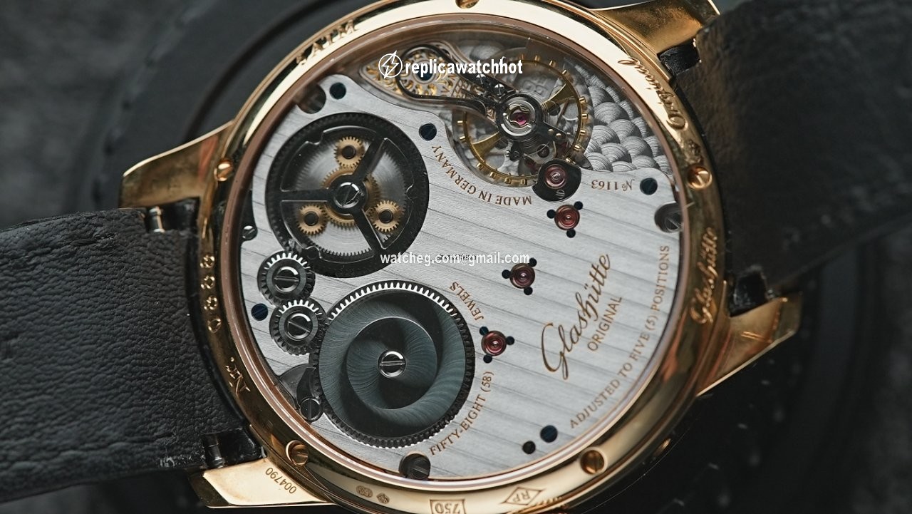 Glashtte Original Senator Chronometer Mens watch Unisex Manual winding Rose gold 58-01-01-01-04 2