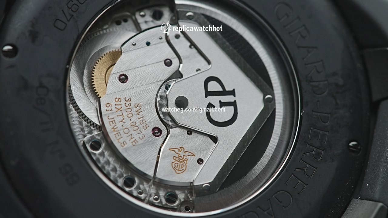 Girard Perregaux Chrono Hawk Automatic Ceramic 49970-32-631-FK6A 2
