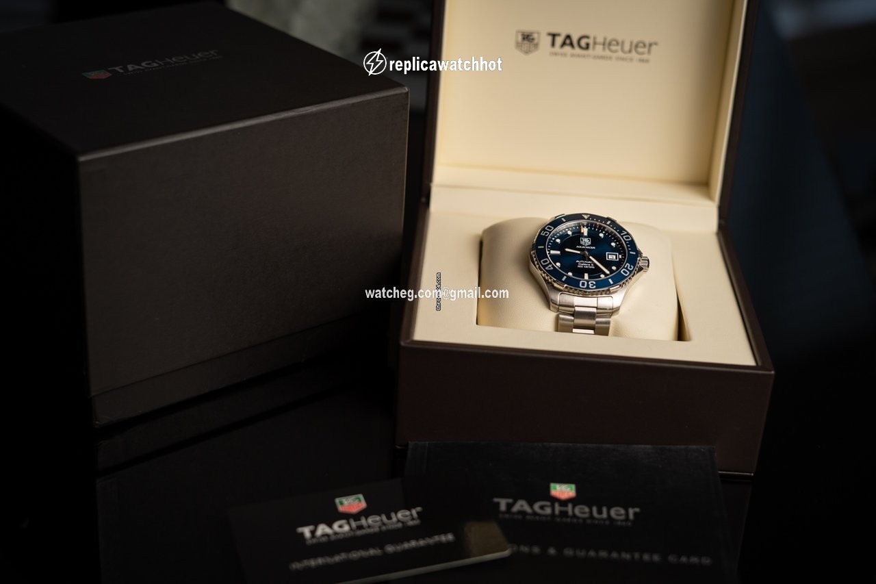TAG Heuer Aquaracer 300M Mens watch Unisex Automatic Steel WAN2111 2