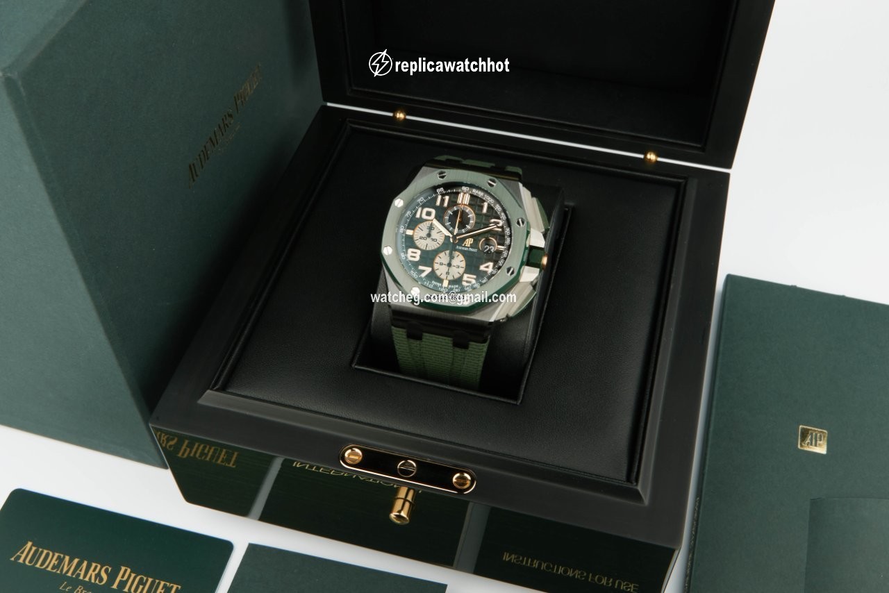 Audemars Piguet Royal Oak Offshore Chronograph Mens watch Unisex Automatic Ceramic 26405CE.OO.A056CA.01 2