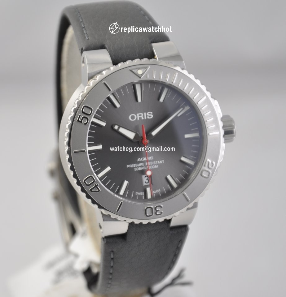 Oris Aquis Date Mens watch Unisex Automatic Steel 01 733 7730 4153-07 5 24 11EB 2