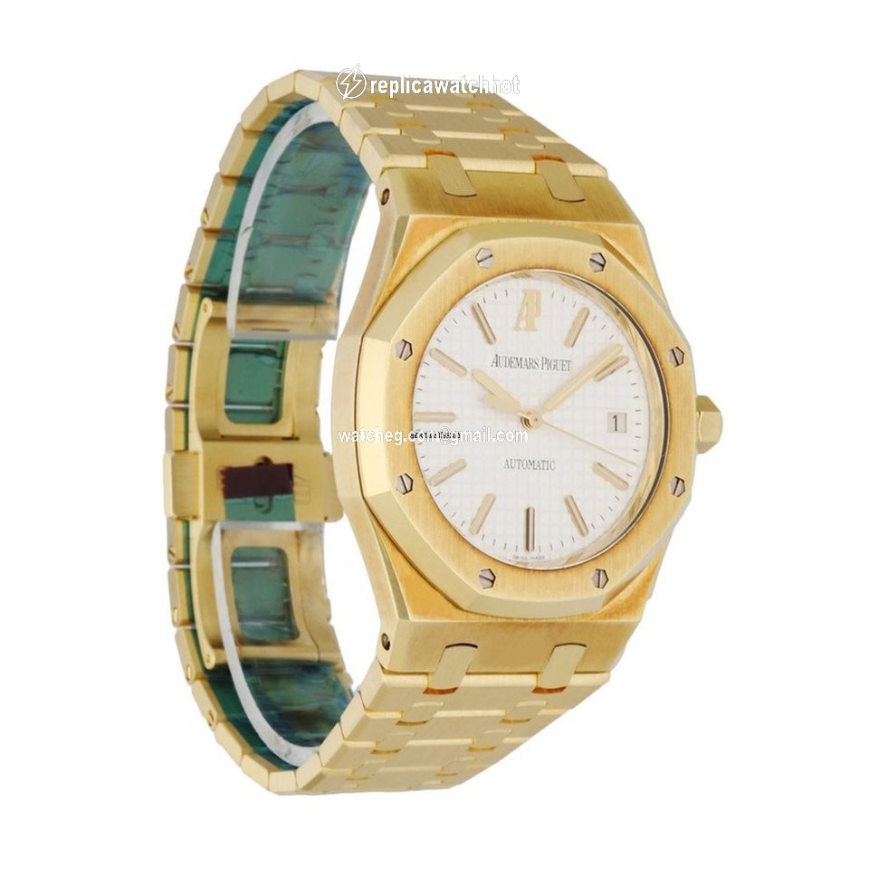 Audemars Piguet Royal Oak Selfwinding Mens watch Unisex Automatic Yellow gold 15300BA 2