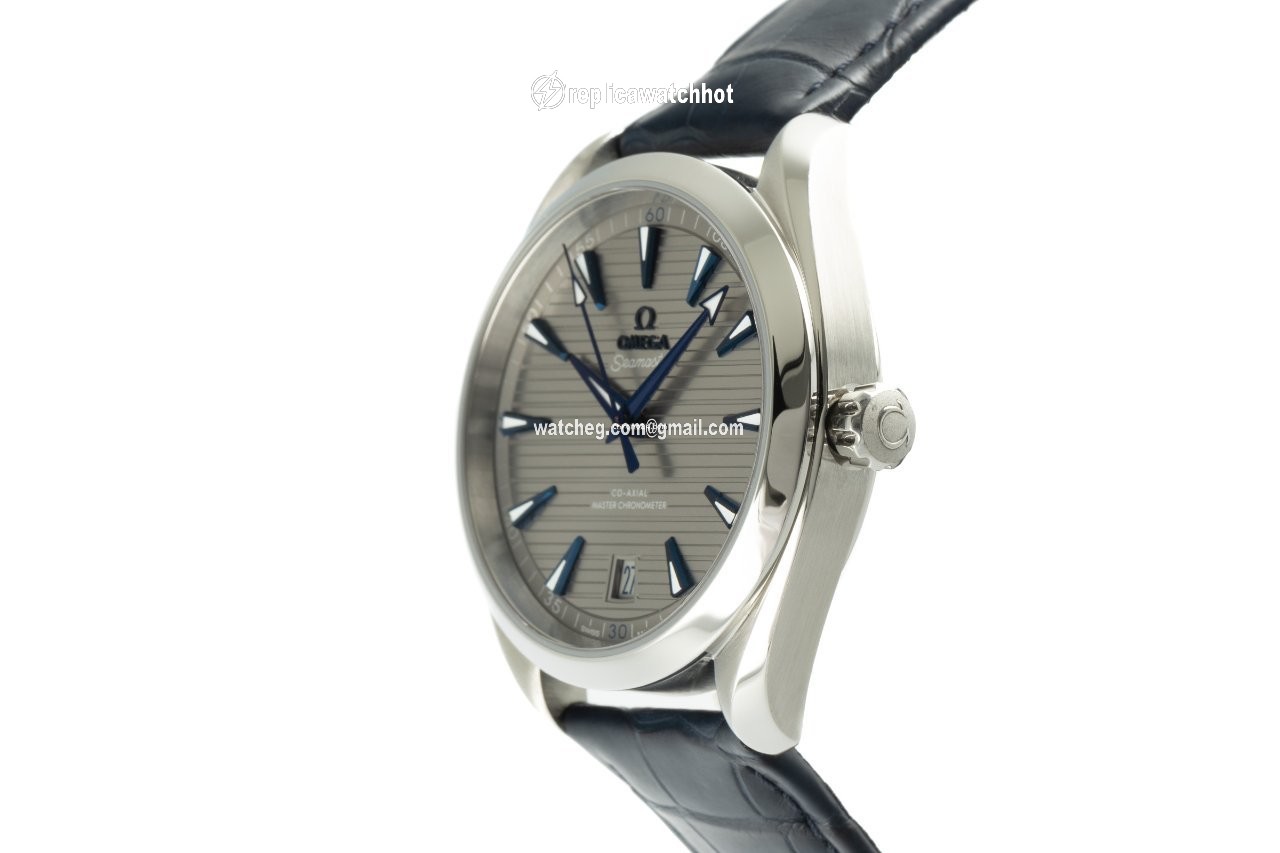 Omega Seamaster Aqua Terra Mens watch Unisex Automatic Steel 220.13.41.21.06.001 2