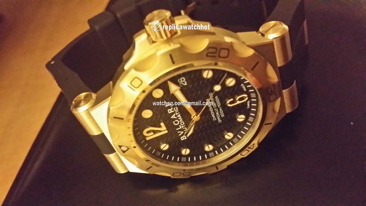 Bulgari Diagono Mens watch Unisex Automatic Yellow gold DP42BGVDSD 2