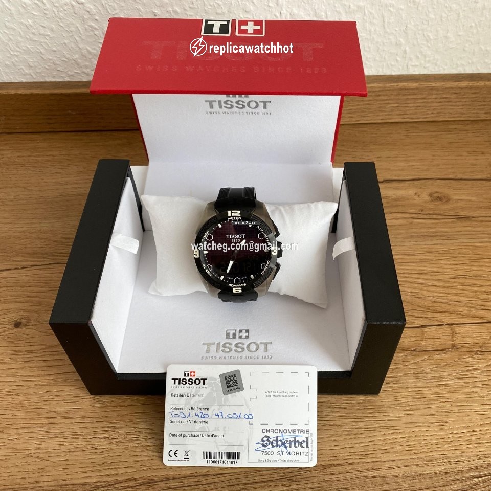 Tissot T-Touch Expert Solar Mens watch Unisex Quartz Titanium T091.420.47.051.00 2