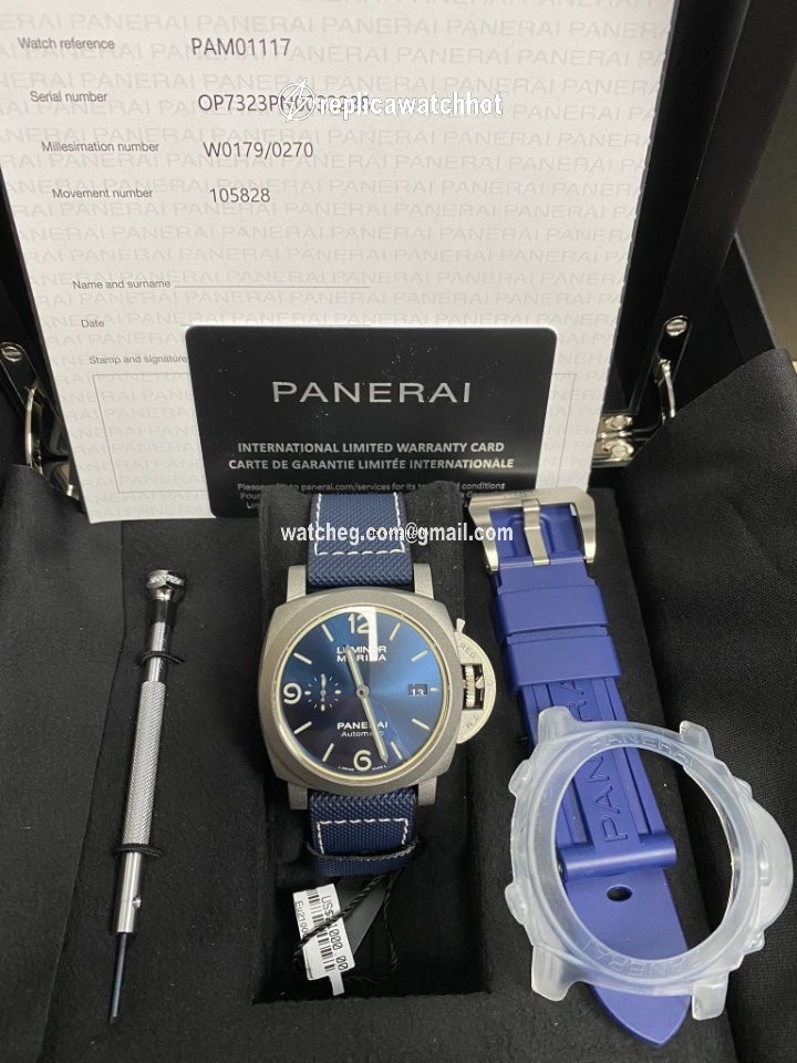 Panerai Luminor Marina Mens watch Unisex Automatic Titanium PAM 01117 2