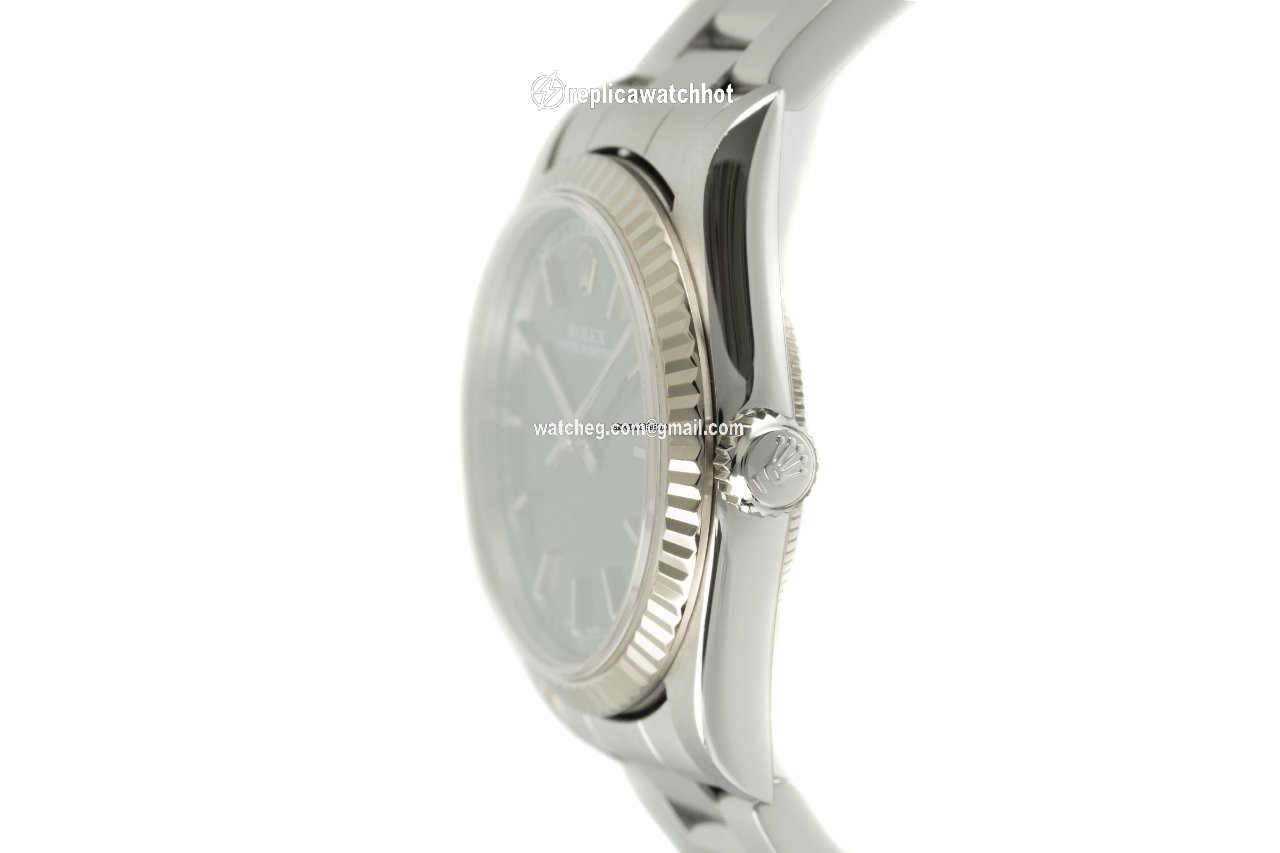 Rolex Oyster Perpetual 31 Womens watch Gold Steel Automatic 77014 2