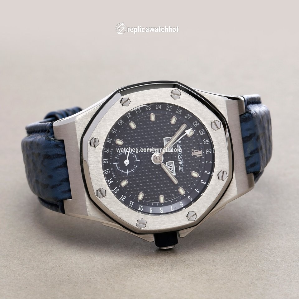 Audemars Piguet Royal Oak Offshore Mens watch Unisex Automatic Steel 25808 2