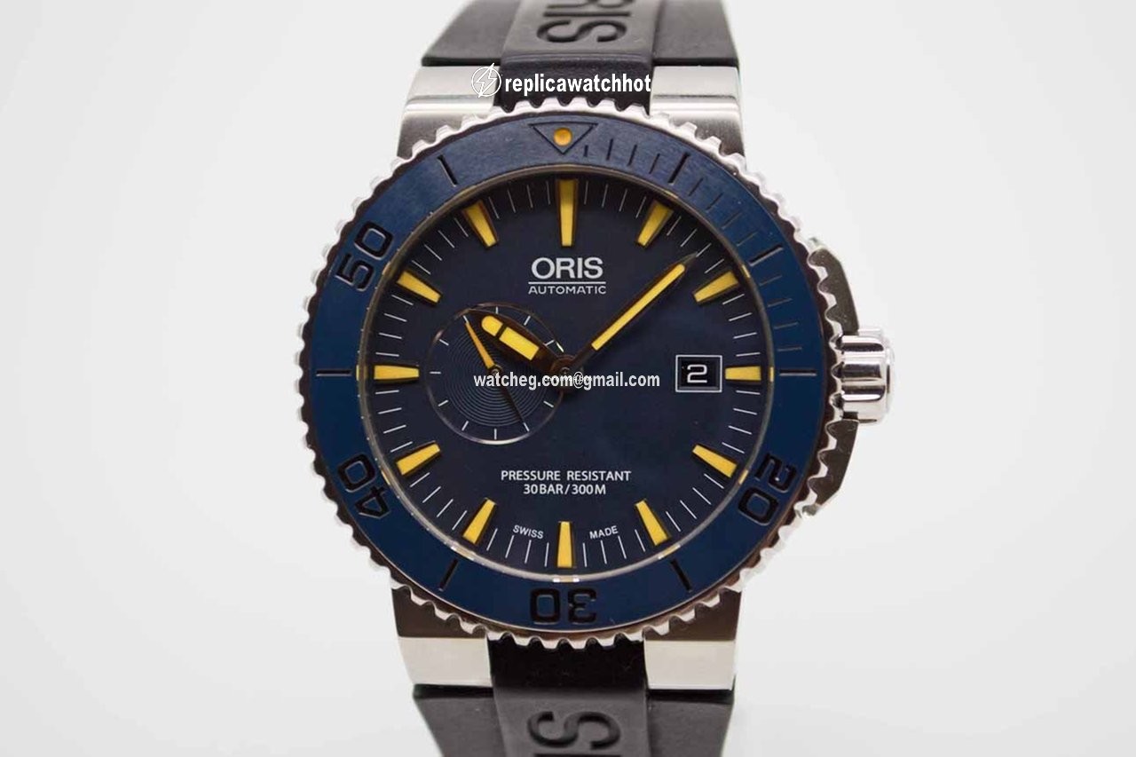 Oris Aquis Mens watch Unisex Automatic Titanium 01 643 7654 7185 2