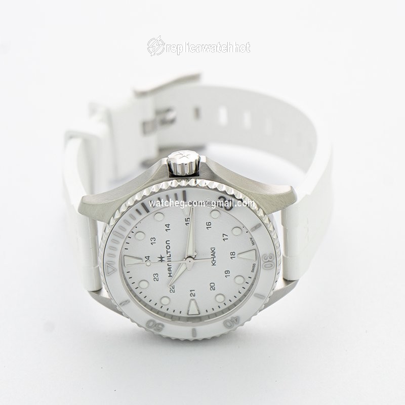 Hamilton Khaki Navy Mens watch Unisex Quartz Steel H82221310 2