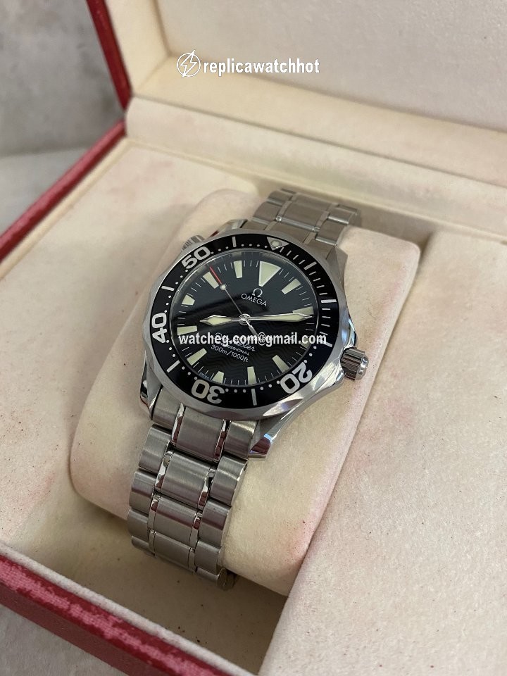 Omega Seamaster Mens watch Unisex Quartz Steel 2262.50 2
