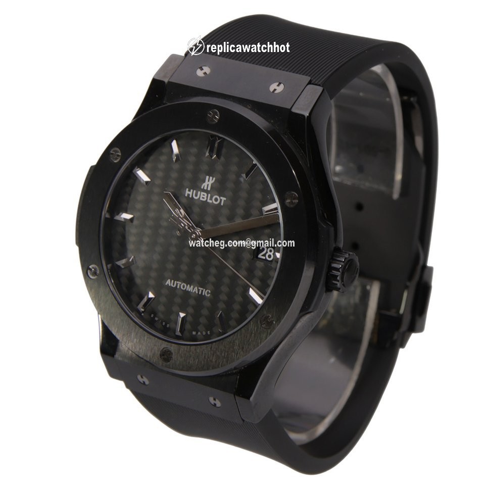 Hublot Classic Fusion 45, 42, 38, 33 mm Mens watch Unisex Automatic Ceramic 511.CM.1770.RX 2