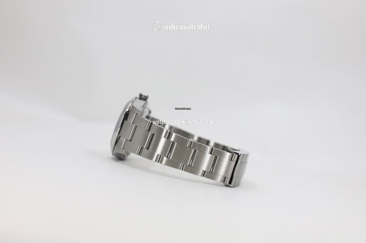 Rolex Oyster Perpetual 34 Steel Automatic 124200-0002 2