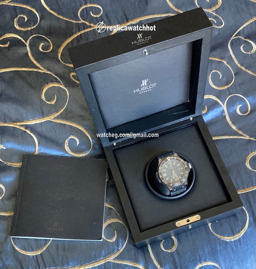 Hublot Big Bang King Mens watch Unisex Automatic Ceramic 842445 2