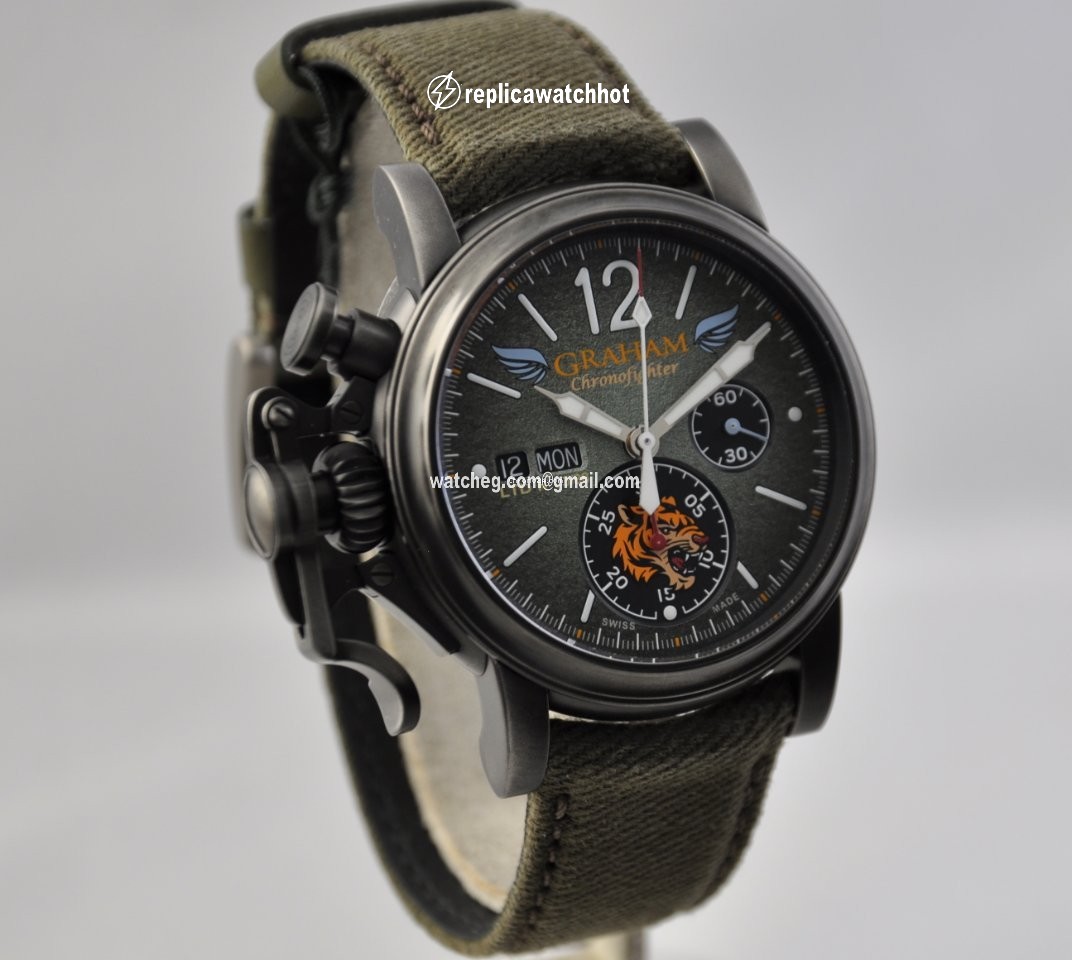 Graham Chronofighter Mens watch Unisex Automatic Steel 2CVAV.G03A 2