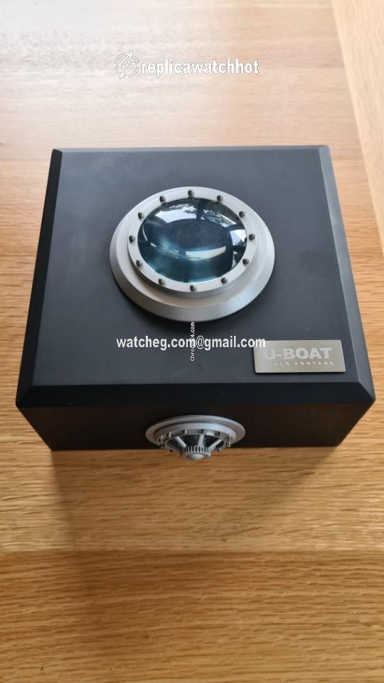 U-Boat U-1001 Mens watch Unisex Automatic Steel 6448 2