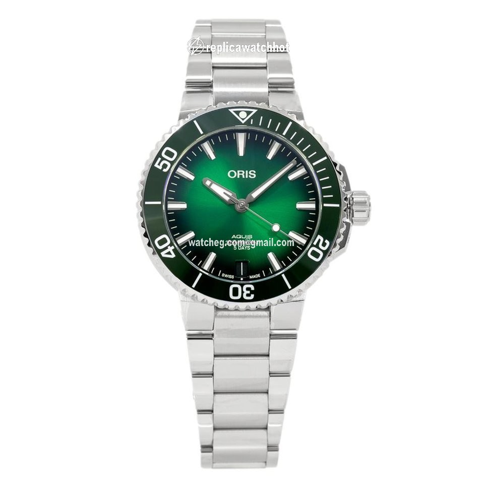 Oris Aquis Mens watch Unisex Automatic Steel 01 400 7769 4157-07 8 22 09PEB 2