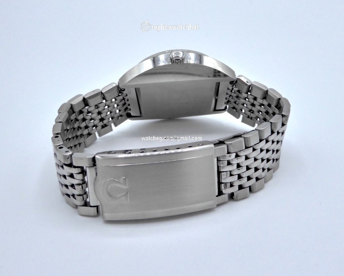 Omega Seamaster Mens watch Unisex Automatic Steel 166.036 2