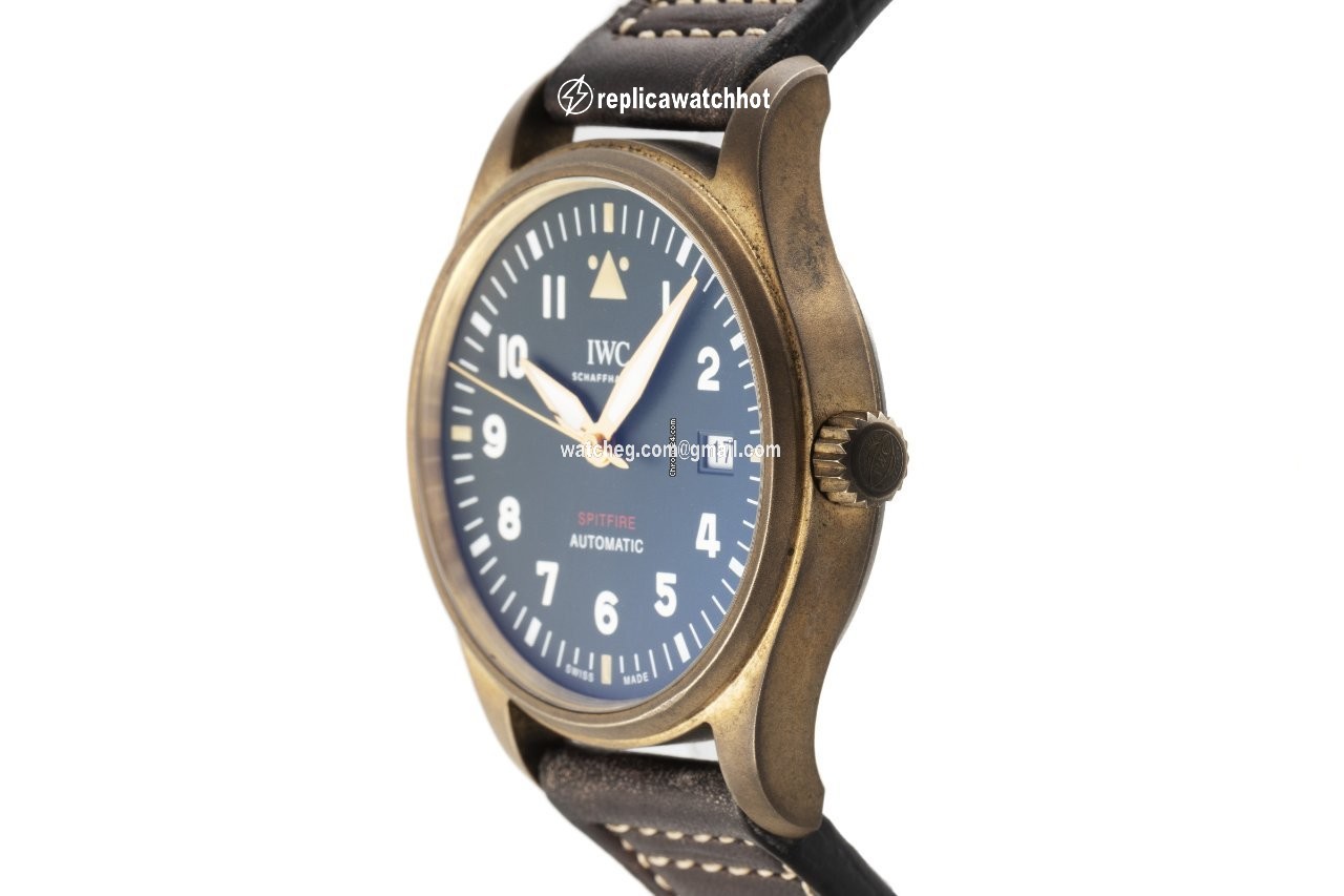 IWC Pilot Mens watch Unisex Automatic Bronze IW326802 2