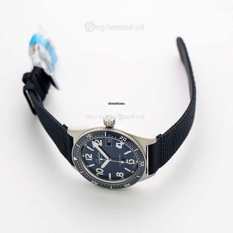 Glashtte Original Mens watch Unisex Automatic Steel 1-39-11-09-81-34 2