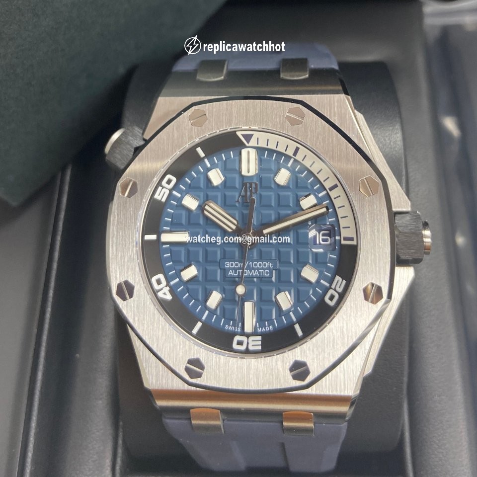 Audemars Piguet Royal Oak Offshore Diver Mens watch Unisex Automatic Steel 15720ST.OO.A027CA.01 2
