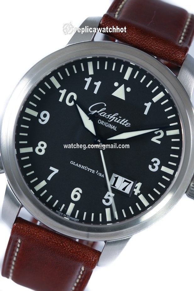 Glashtte Original Senator Navigator Panorama Date Mens watch Unisex Automatic Steel 100-03-07-05-04 2