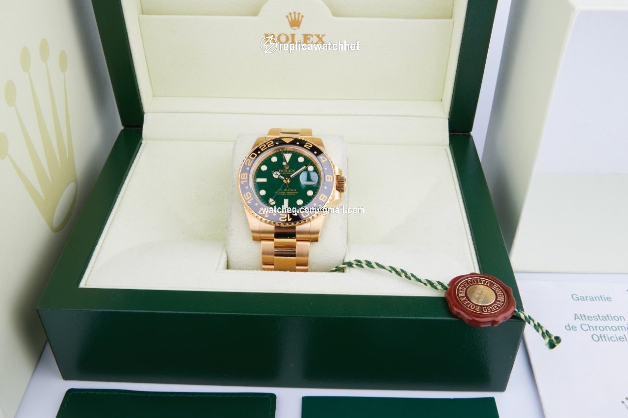 Rolex GMT-Master II Mens watch Unisex Yellow gold Automatic 116718 2