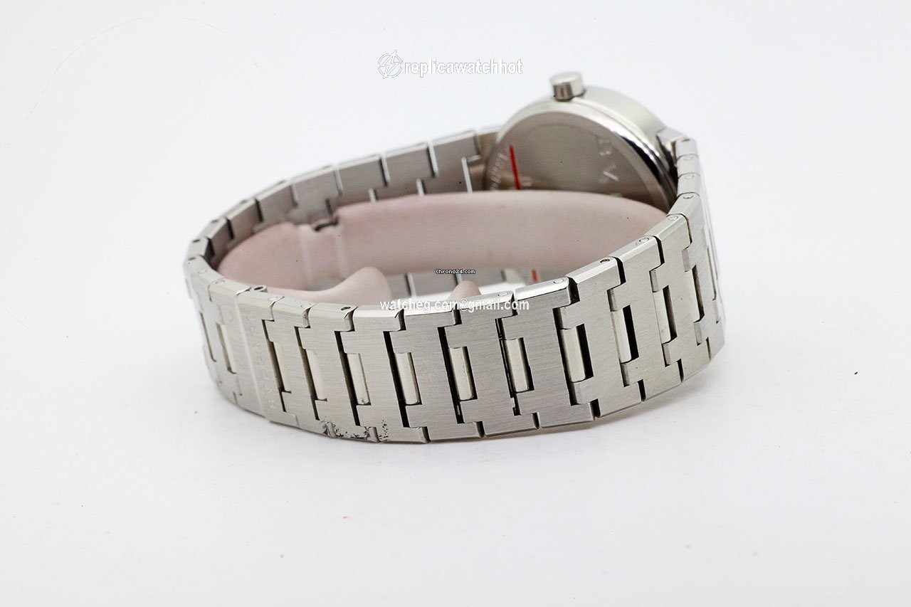Bulgari Bulgari Quartz Steel BB30SSD 2
