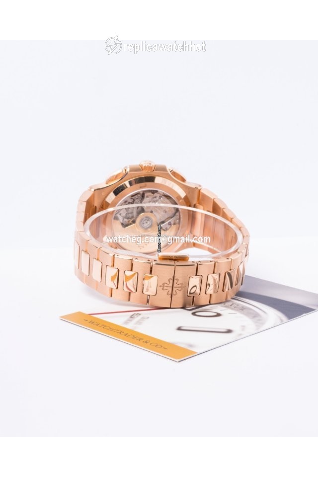 Patek Philippe Nautilus 5990 1R-001 2