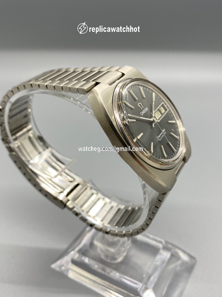 Omega Seamaster Mens watch Unisex Automatic Steel 166.0216 2