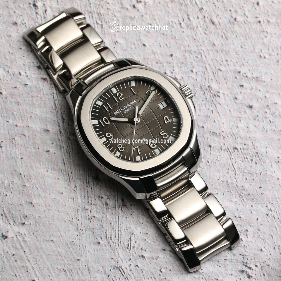 Patek Philippe Aquanaut Mens watch Unisex Automatic Steel 51671A-001 2
