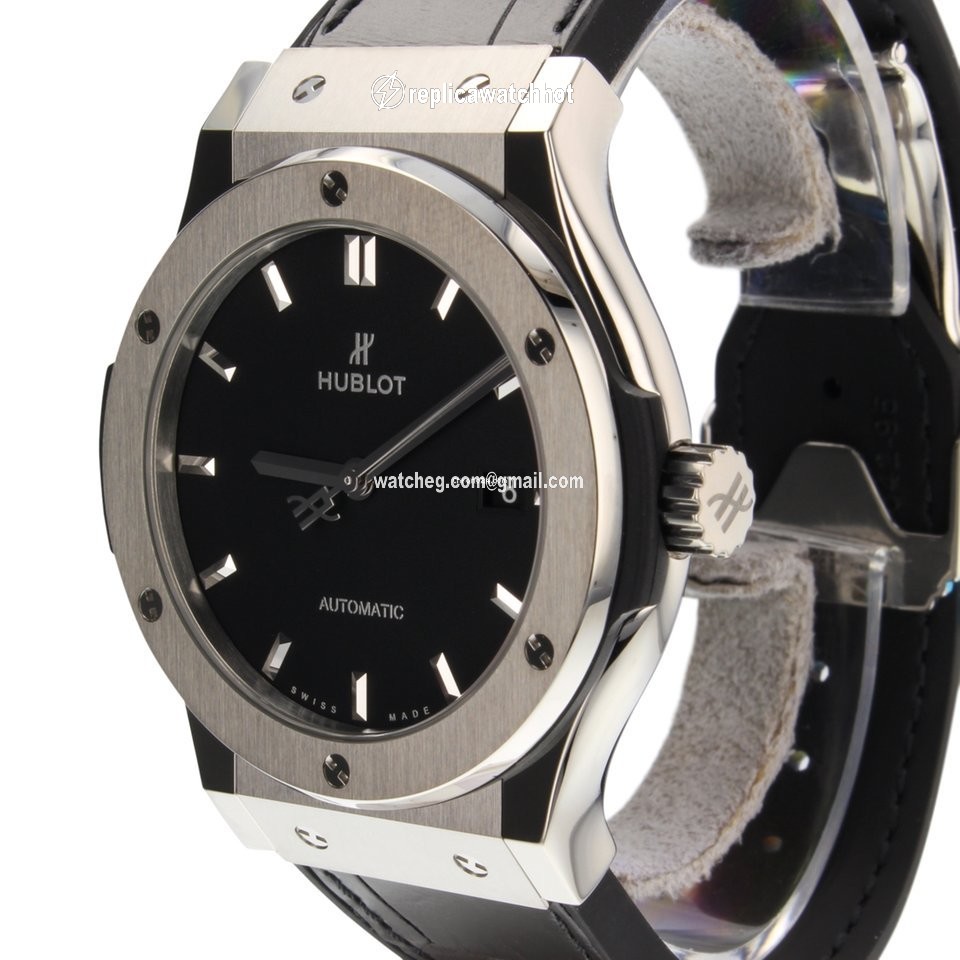 Hublot Classic Fusion 45, 42, 38, 33 mm Mens watch Unisex Automatic Titanium 542NX1171LR 2