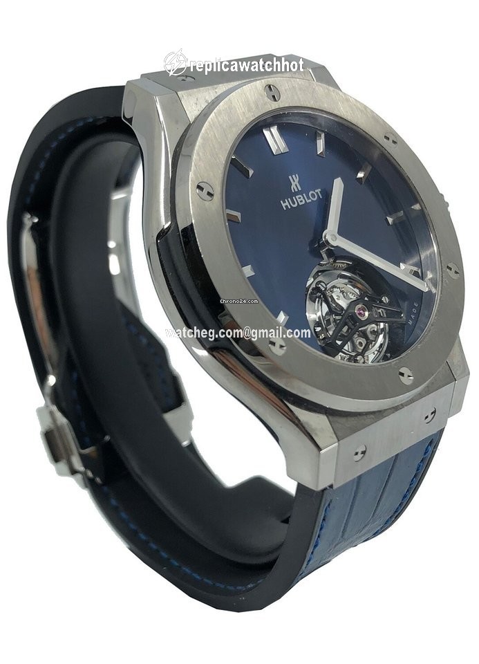 Hublot Classic Fusion Mens watch Unisex Manual winding Titanium 505.NX.7170.LR.PCM14 2