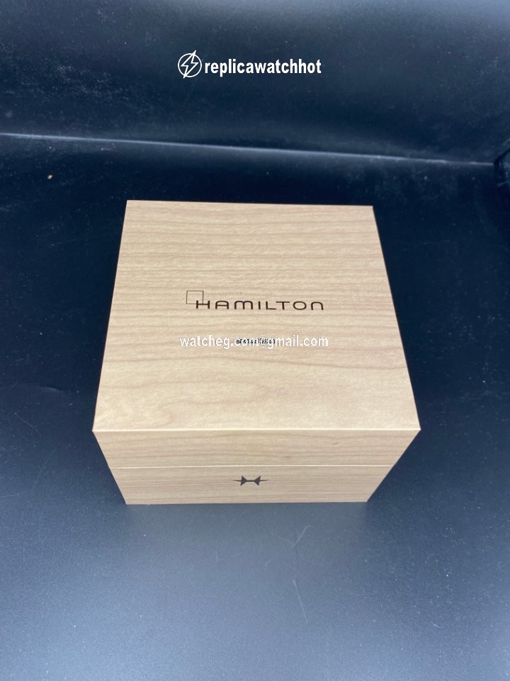 Hamilton Khaki X-Wind Mens watch Unisex Automatic Steel H77906940 2