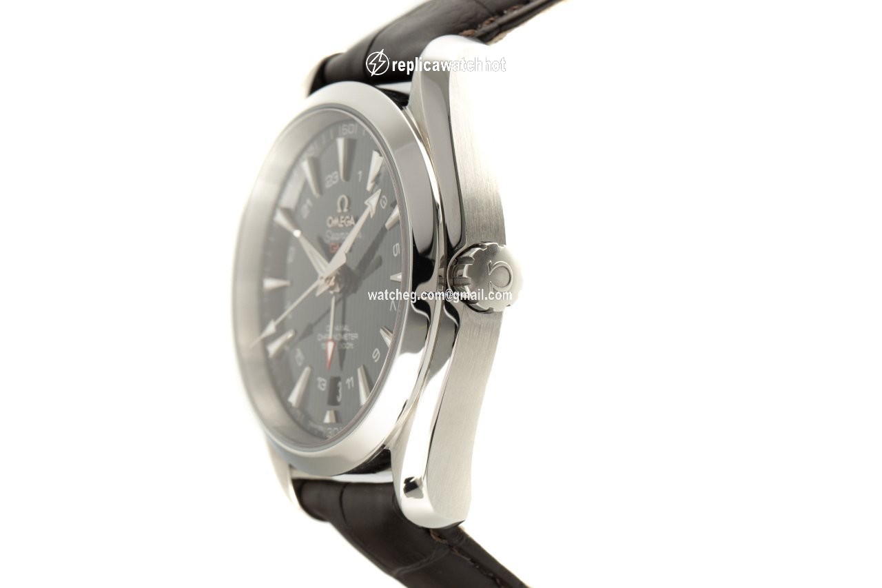 Omega Seamaster Aqua Terra Mens watch Unisex Automatic Steel 231.13.43.22.03.001 2