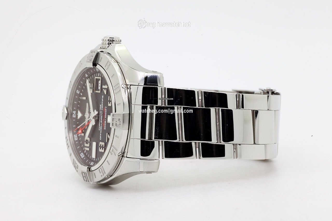 Breitling Avenger II GMT Automatic Steel A3239011 BC34 2