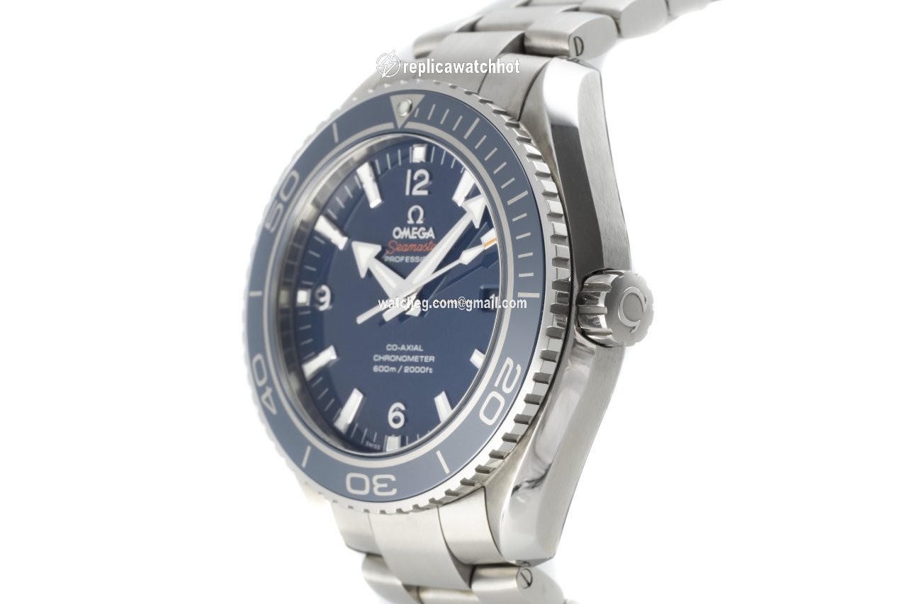 Omega Seamaster Planet Ocean Mens watch Unisex Automatic Titanium 232.90.46.21.03.001 2