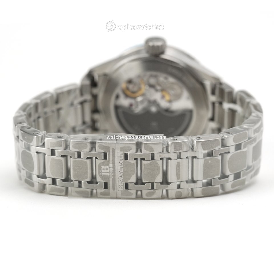 Blancpain Fifty Fathoms Bathyscaphe Mens watch Unisex Automatic Steel 5000-1110-70B 2